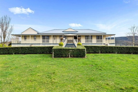 IRONBARK FARM Farmhouse On 52 Acres In The Scenic Yarra Valley - Maitland Accommodation 0