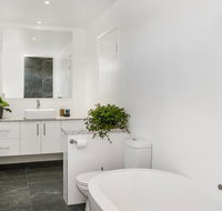 Aditi - timber vacation home - Maitland Accommodation