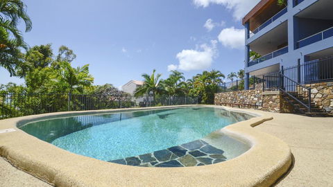 Airlie Harbour Apartment - Airlie Beach - Maitland Accommodation 2