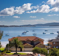 Aislinn' 3/273 Corrie Parade - air con water views BBQ - Maitland Accommodation