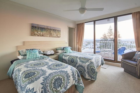 Albatross North Apartments - Maitland Accommodation 3