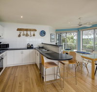 Alchemy on Island Beach - Maitland Accommodation