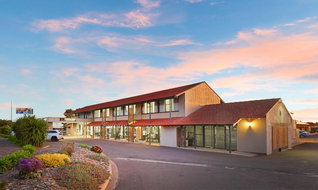 Book Whyalla Accommodation Maitland Accommodation Maitland Accommodation