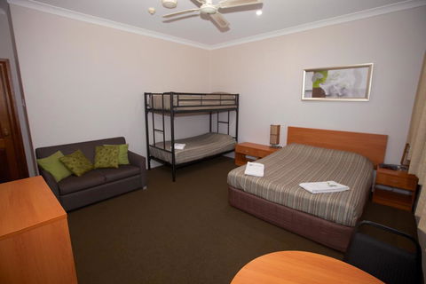 Alishan International Guest House - Maitland Accommodation 3