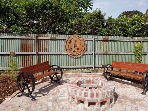 Alkira - Maitland Accommodation 1