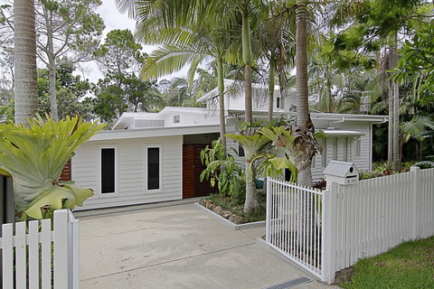 Allure - Maitland Accommodation 0
