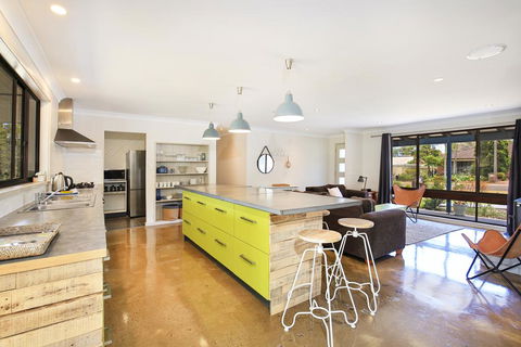 Aloha - Pet & Family Friendly - 10 Min Walk To Beach - Maitland Accommodation 3