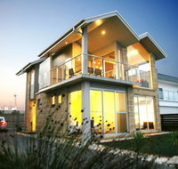 Aloha Beachfront Port Fairy - Maitland Accommodation