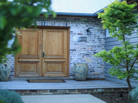 Amaroo - Modern, Luxurious And Chic - Maitland Accommodation 0