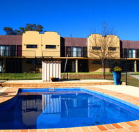 Amberoo Apartments - Maitland Accommodation