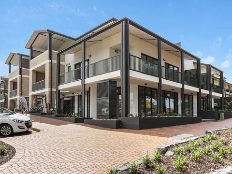 Anchored@Oceania - Maitland Accommodation 2