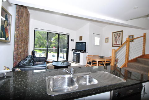 Angala 2 - Maitland Accommodation 1