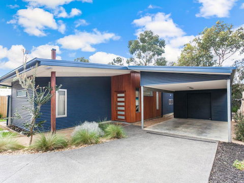 ANGLE BY THE SEA - Anglesea - Maitland Accommodation 0