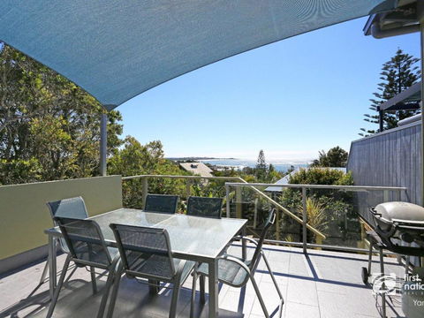 Angourie Blue 1 - Great Ocean Views - Surfing Beaches - Maitland Accommodation 0