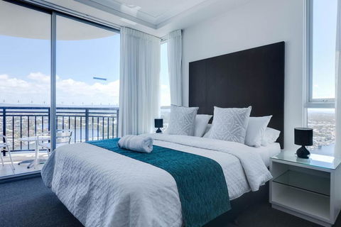 Apartment With Ocean Views - Maitland Accommodation 2
