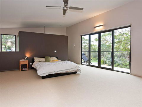 Architecturally Designed Beach House - Maitland Accommodation 2