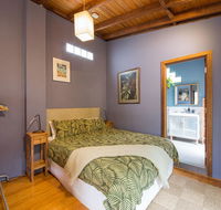 Art  Garden Retreat - Maitland Accommodation