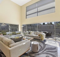 Arum 4 Heritage Park - contemporary  timeless - Maitland Accommodation