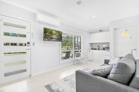 Mala Retreat, Shiraz Suite 5 Star Immaculate And Comfortable - Maitland Accommodation 3