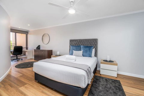 Modern And Homely 2BR Burke Crescent Apartment - Maitland Accommodation 2
