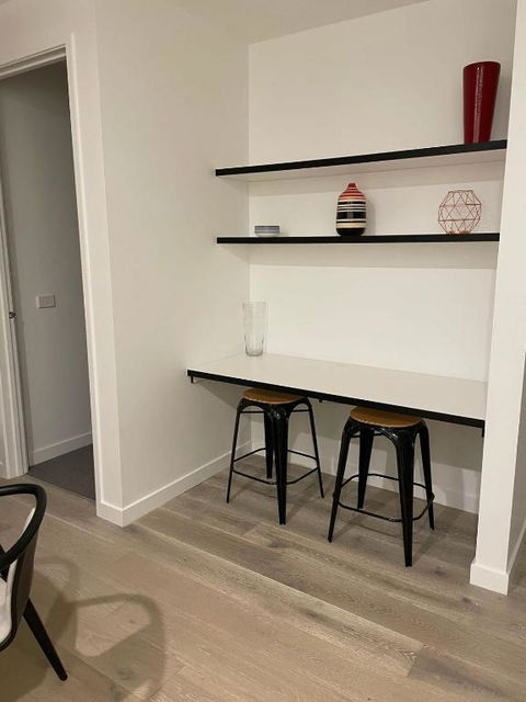 Modern Apartment On Courtney-02594 - Maitland Accommodation 2