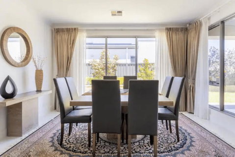 Modern Mansion In Lightsview By Host Solutions - Maitland Accommodation 3