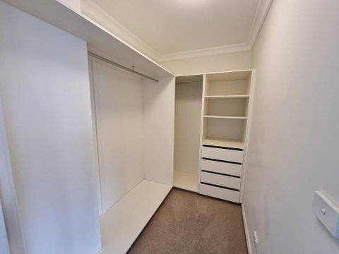 Modern Narre Warren Three Bedroom Townhouse, Close To Fountain Gate SC - Maitland Accommodation 2