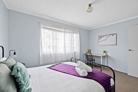 Modern Private Double Room - Central Spot At Liverpool - Shared Bathroom - Maitland Accommodation 1