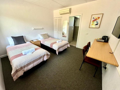 Mount Beauty Motor Inn - Maitland Accommodation 3