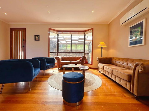 Mountains And Treetops Retreat - Nature Getaway - Maitland Accommodation 1