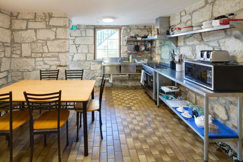 Neutral Bay Lodge - Maitland Accommodation 2