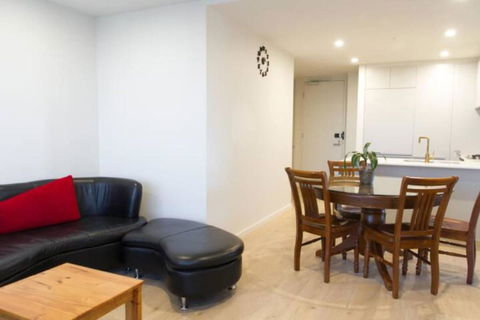 New Spacious 2 Bedroom With Gorgeous City Views - Maitland Accommodation 3