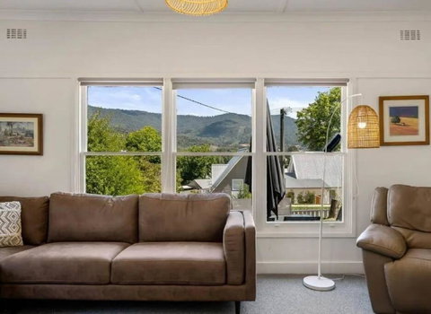 Mount Beauty 3BR Home - Maitland Accommodation 3