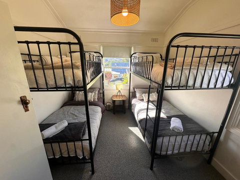 Mount Beauty 3BR Home - Maitland Accommodation 2