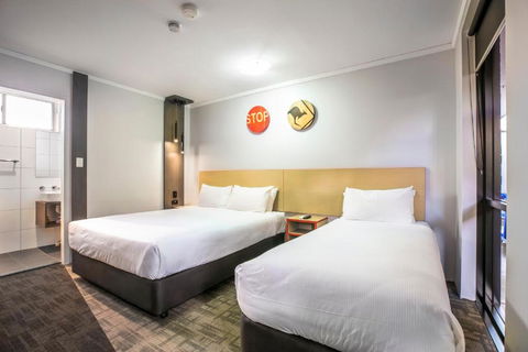 Nightcap At Jamison Hotel - Maitland Accommodation 1