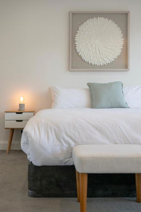 Newsom House - Stylish & Elegant Home With 4 King Beds - Maitland Accommodation 0