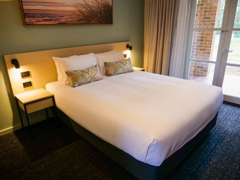Nightcap At Hinterland Hotel Nerang - Maitland Accommodation 2