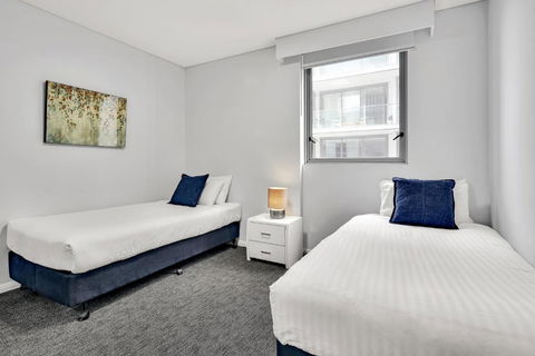 North Sydney Large Two Bedroom MIL2302 - Maitland Accommodation 2