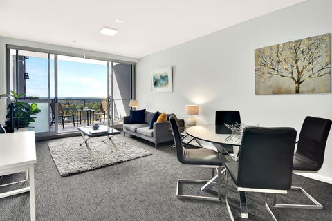 North Sydney Large Two Bedroom MIL2302 - Maitland Accommodation 0