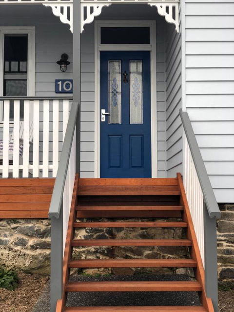 Number 10 -King Bed With Breakfast - Maitland Accommodation 3