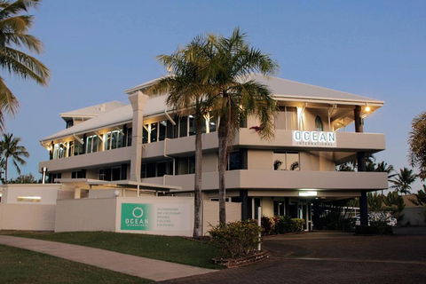 Ocean International Hotel - Maitland Accommodation 0