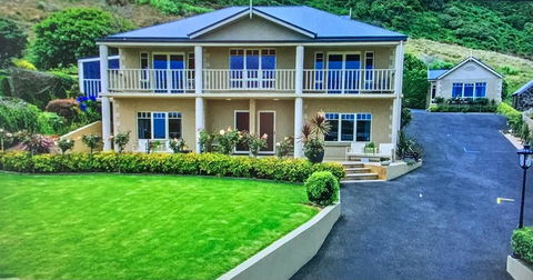 On The Terrace Stanley - Maitland Accommodation 0