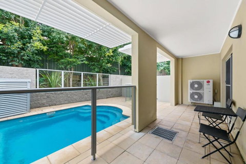 Pacific Blue 520 Private Pool Air Conditioning And Wi Fi - Maitland Accommodation 0