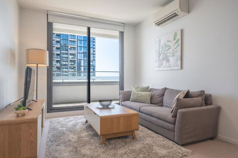 Panoramic Views 2br With Pool And Free Carpark - Maitland Accommodation 0