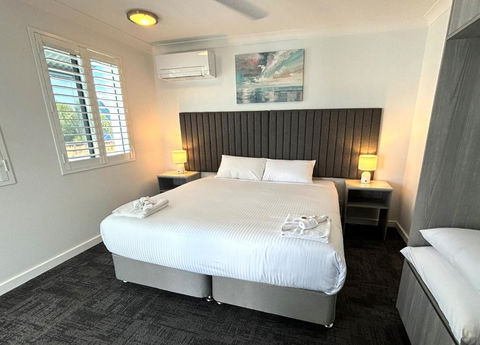 Palace Hotel Proserpine - Maitland Accommodation 1