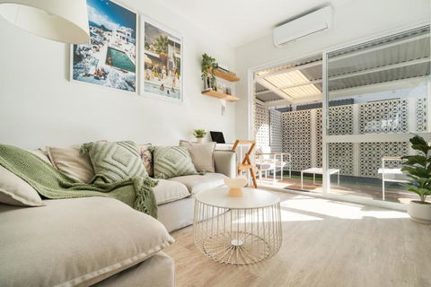 PALMA - Couples Beach Shack! - Maitland Accommodation 0