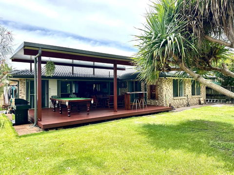 Pandanus Paradise. Newly Renovated 4 Bedroom Home - Maitland Accommodation 0