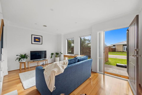 Paperbark Escape - Maitland Accommodation 2