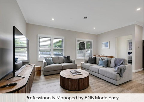 Paradise On Prince - Sleek & Stylish, Dog Friendly - Maitland Accommodation 0