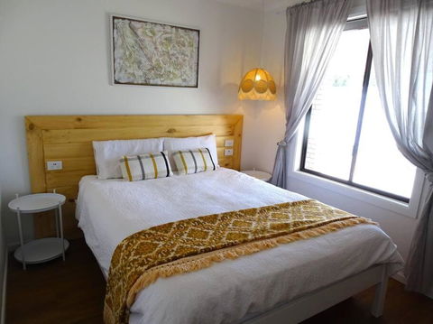 Passat Holiday Units - Unit 1 - Maitland Accommodation 2